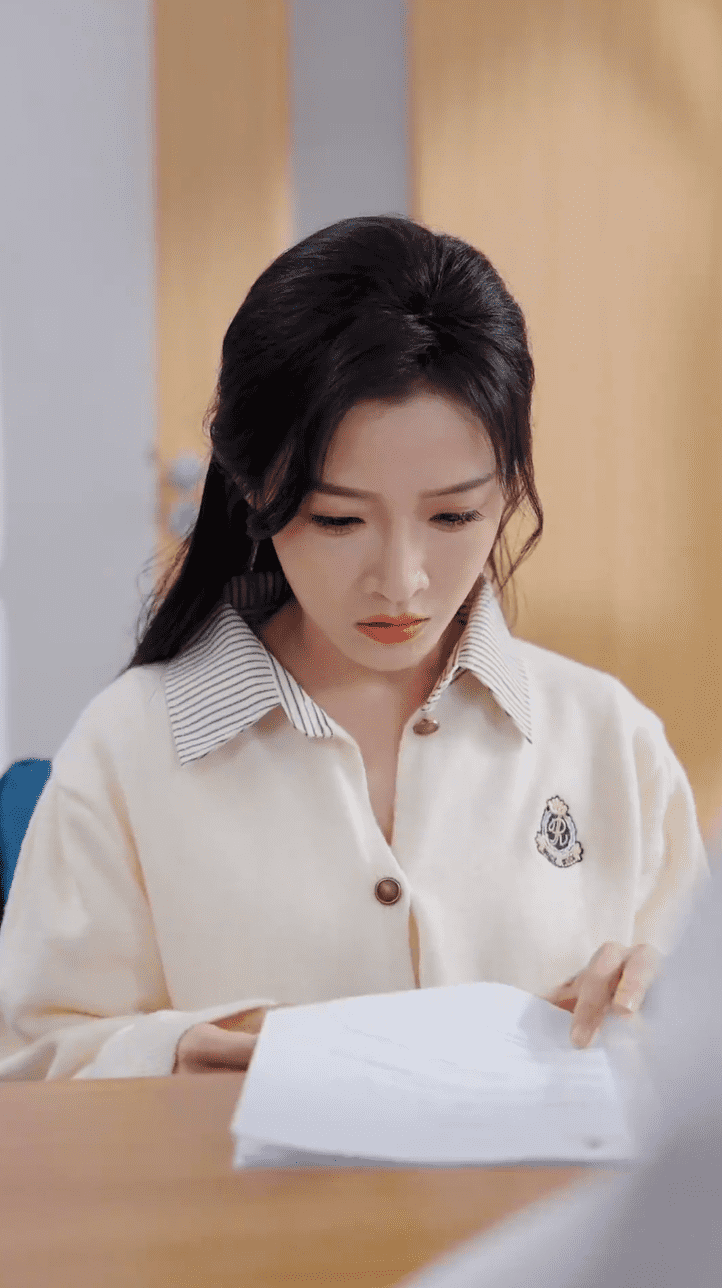 离婚后，陆总舔狗上身帮我提鞋第16集